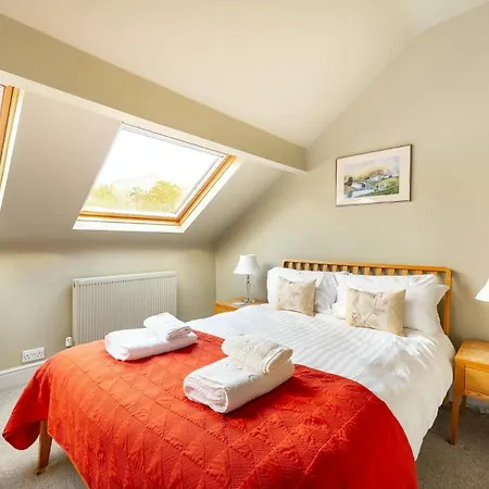 Bowman Ambleside